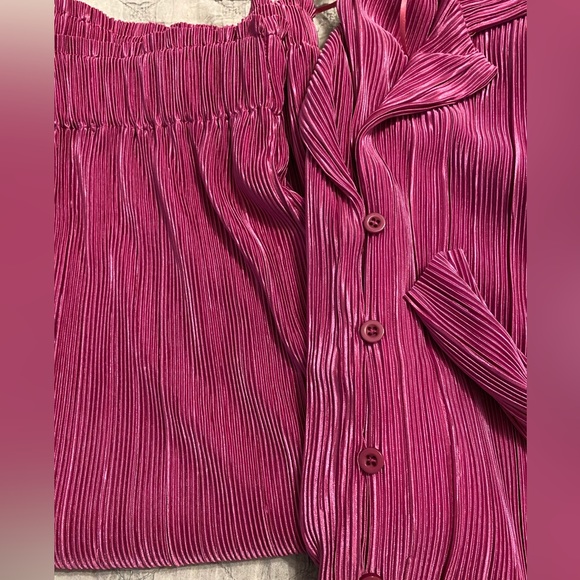 Fuchsia set NWT - Picture 6 of 6
